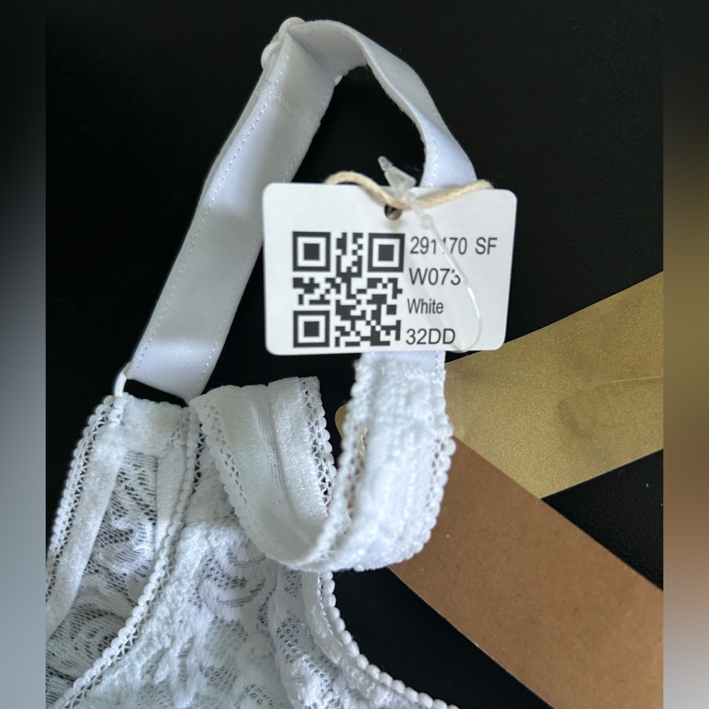 White Lace Underwire Bra - Women's Intimates - Picture 7 of 9